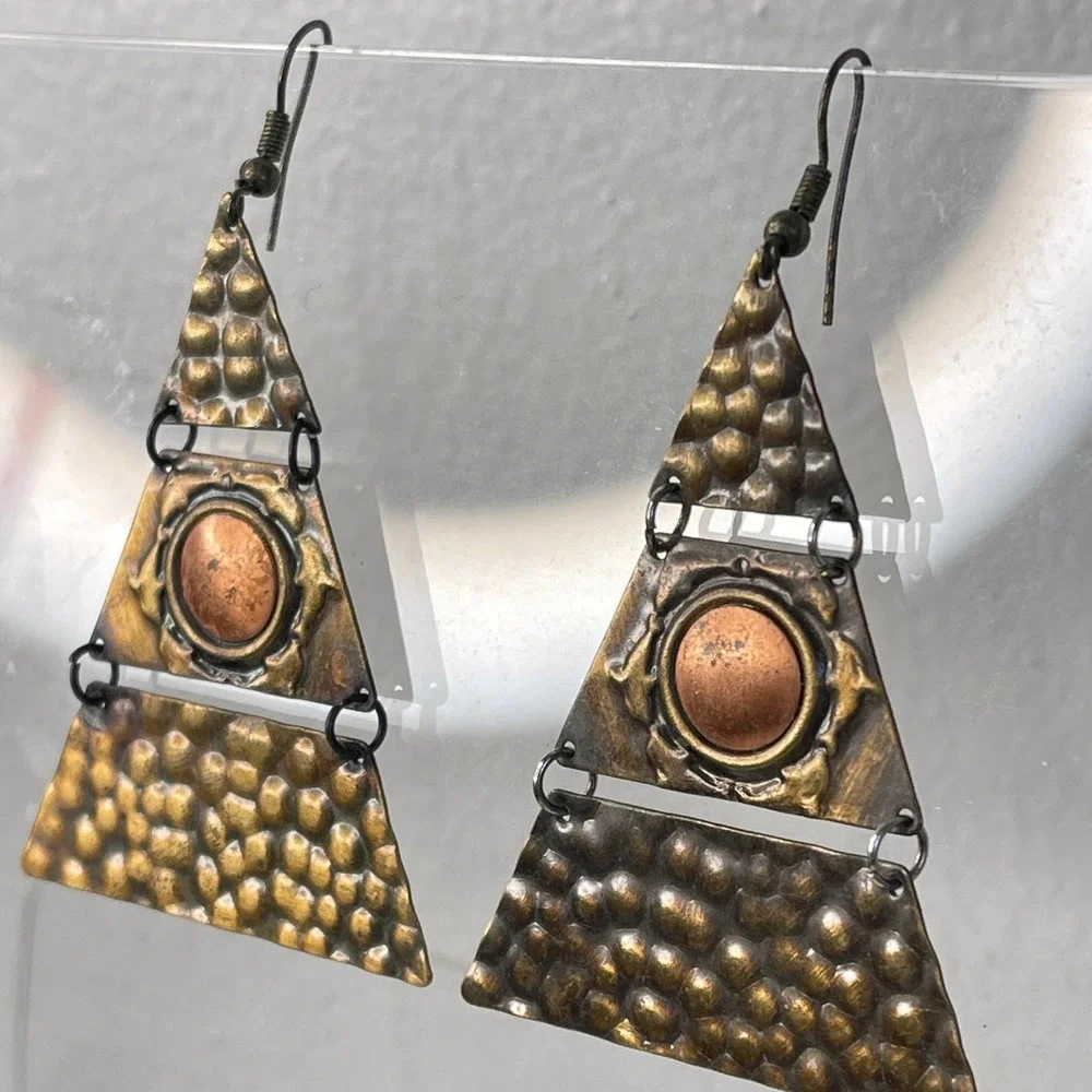 Triangular Metal Geometric Textured Circle Earrings Hinged Copper - Picture 2 of 4